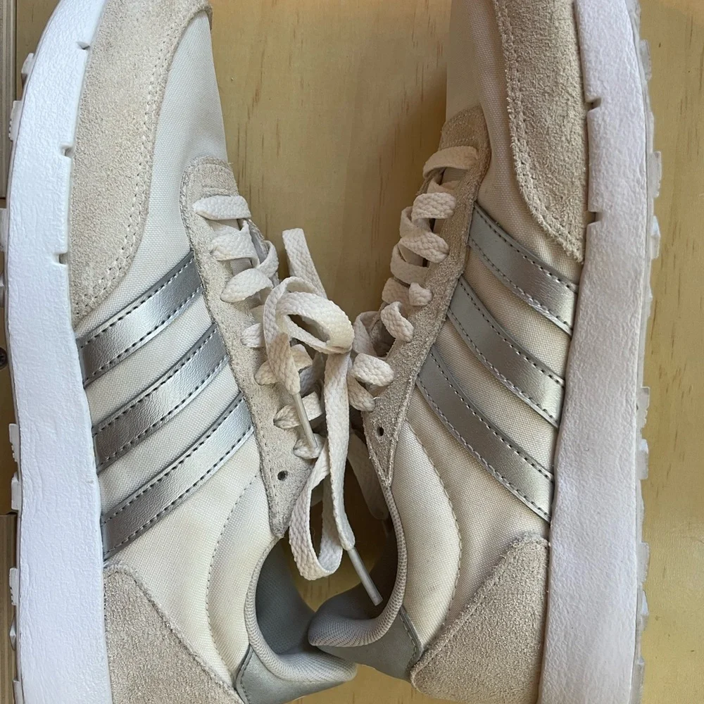Adidas Run 60s 2.0 running Shoes - Picture 3 of 6
